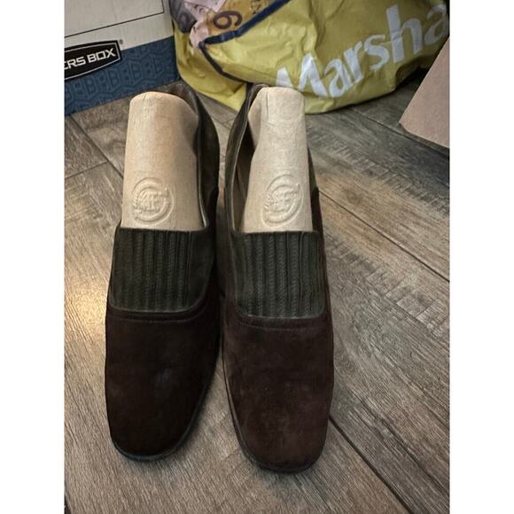 Salvatore Ferragamo Shoes - Salvatore Ferragamo Brown Suede Classic Pump Heel Shoes Size 7